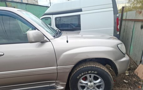 Toyota Land Cruiser 100 рестайлинг 2, 2002 год, 1 500 000 рублей, 10 фотография