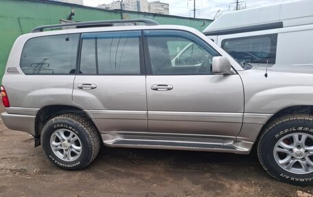 Toyota Land Cruiser 100 рестайлинг 2, 2002 год, 1 500 000 рублей, 13 фотография