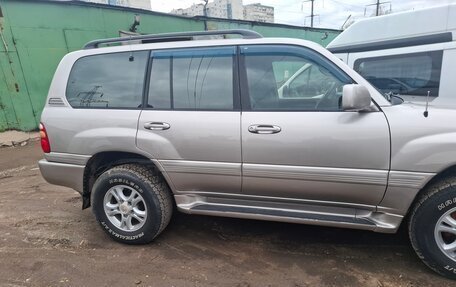 Toyota Land Cruiser 100 рестайлинг 2, 2002 год, 1 500 000 рублей, 12 фотография