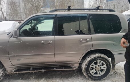 Toyota Land Cruiser 100 рестайлинг 2, 2002 год, 1 500 000 рублей, 17 фотография