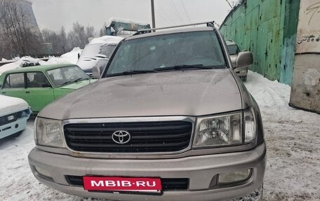 Toyota Land Cruiser 100 рестайлинг 2, 2002 год, 1 500 000 рублей, 15 фотография