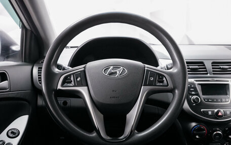 Hyundai Solaris II рестайлинг, 2015 год, 996 000 рублей, 9 фотография