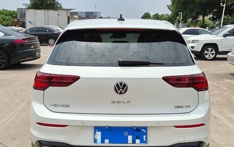 Volkswagen Golf VIII, 2022 год, 1 610 000 рублей, 6 фотография