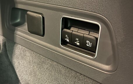 Mercedes-Benz GLS, 2019 год, 8 800 000 рублей, 39 фотография