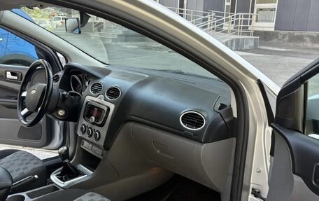 Ford Focus II рестайлинг, 2008 год, 550 000 рублей, 14 фотография