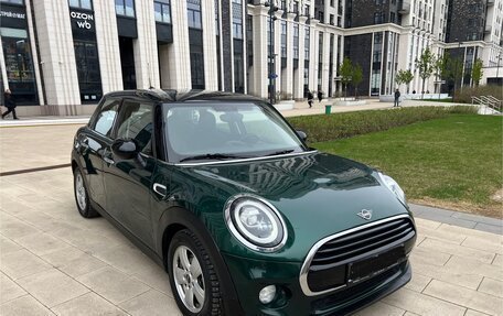 MINI Hatch, 2018 год, 1 500 000 рублей, 4 фотография