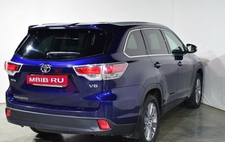 Toyota Highlander III, 2015 год, 2 987 000 рублей, 4 фотография