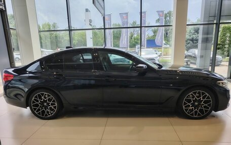 BMW 5 серия, 2018 год, 3 290 000 рублей, 4 фотография
