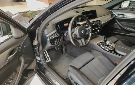 BMW 5 серия, 2018 год, 3 290 000 рублей, 7 фотография