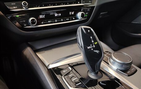 BMW 5 серия, 2018 год, 3 290 000 рублей, 16 фотография
