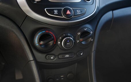 Hyundai Solaris II рестайлинг, 2016 год, 840 000 рублей, 12 фотография