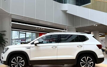 Volkswagen Tharu, 2022 год, 2 100 000 рублей, 14 фотография