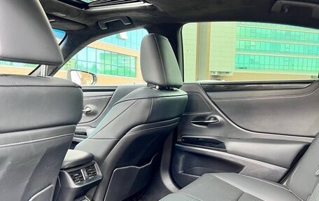 Lexus ES VII, 2021 год, 5 300 000 рублей, 3 фотография