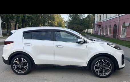 KIA Sportage IV рестайлинг, 2018 год, 1 900 000 рублей, 2 фотография
