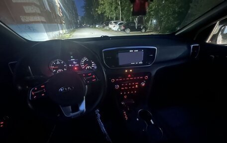 KIA Sportage IV рестайлинг, 2018 год, 1 900 000 рублей, 14 фотография