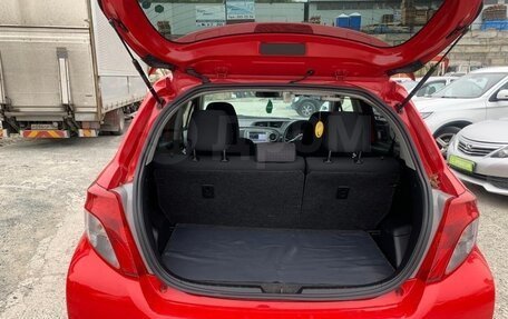 Toyota Vitz, 2014 год, 1 050 000 рублей, 3 фотография