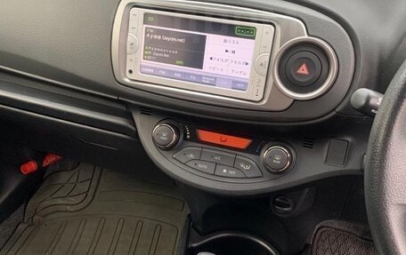 Toyota Vitz, 2014 год, 1 050 000 рублей, 7 фотография