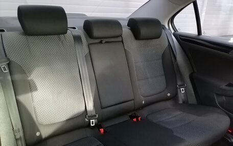 Volkswagen Jetta VI, 2011 год, 799 000 рублей, 12 фотография