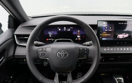 Toyota Camry, 2025 год, 4 500 000 рублей, 16 фотография
