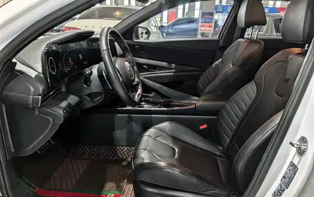 Hyundai Elantra, 2023 год, 1 540 000 рублей, 10 фотография