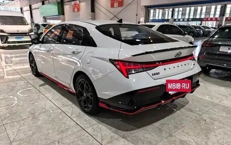 Hyundai Elantra, 2023 год, 1 540 000 рублей, 6 фотография