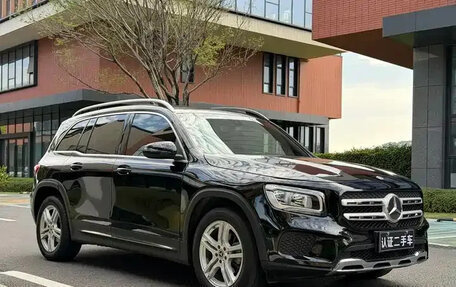 Mercedes-Benz GLB, 2021 год, 2 390 002 рублей, 2 фотография