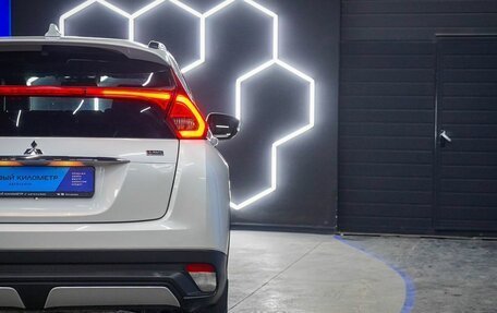 Mitsubishi Eclipse Cross, 2019 год, 2 000 000 рублей, 21 фотография