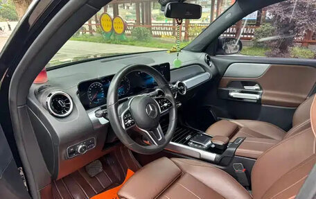 Mercedes-Benz GLB, 2021 год, 1 750 000 рублей, 5 фотография