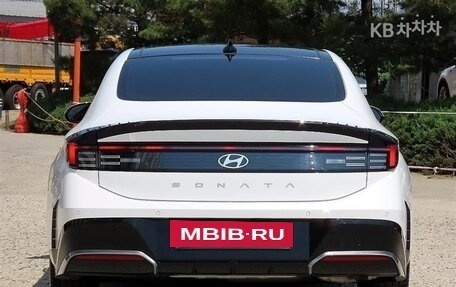 Hyundai Sonata VIII, 2023 год, 2 310 000 рублей, 4 фотография