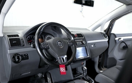 Volkswagen Touran III, 2012 год, 1 149 000 рублей, 12 фотография