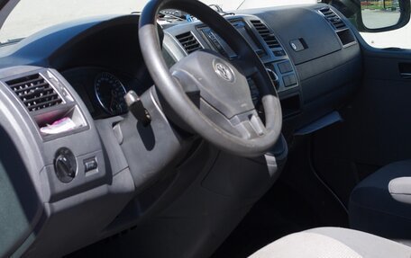 Volkswagen Caravelle T5, 2014 год, 1 600 000 рублей, 1 фотография