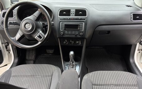 Volkswagen Polo VI (EU Market), 2012 год, 600 000 рублей, 9 фотография