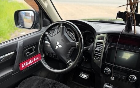 Mitsubishi Pajero IV, 2018 год, 2 800 000 рублей, 10 фотография