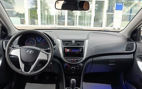 Hyundai Solaris II рестайлинг, 2014 год, 690 000 рублей, 14 фотография