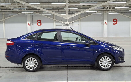 Ford Fiesta, 2016 год, 890 000 рублей, 4 фотография