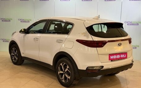 KIA Sportage IV рестайлинг, 2021 год, 1 499 000 рублей, 5 фотография