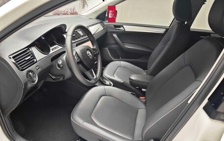 Skoda Rapid II, 2022 год, 1 065 000 рублей, 6 фотография