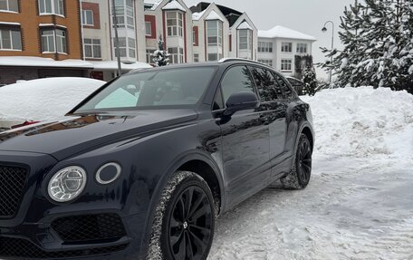 Bentley Bentayga I, 2018 год, 7 400 000 рублей, 3 фотография