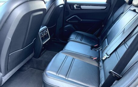 Porsche Cayenne III, 2018 год, 5 980 000 рублей, 35 фотография