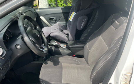 Renault Sandero II рестайлинг, 2021 год, 870 000 рублей, 11 фотография