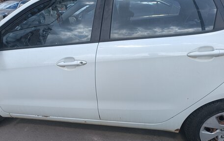 KIA Rio III рестайлинг, 2013 год, 850 000 рублей, 3 фотография