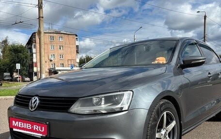 Volkswagen Jetta VI, 2012 год, 920 000 рублей, 3 фотография
