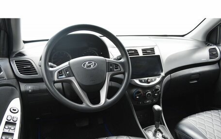 Hyundai Solaris II рестайлинг, 2014 год, 1 099 000 рублей, 11 фотография