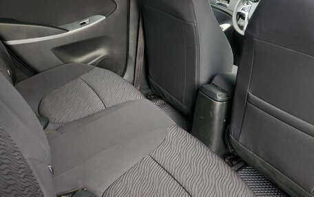 Hyundai Solaris II рестайлинг, 2011 год, 670 000 рублей, 16 фотография