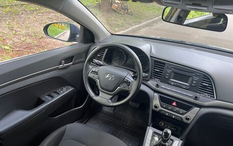 Hyundai Elantra VI рестайлинг, 2018 год, 1 620 000 рублей, 10 фотография