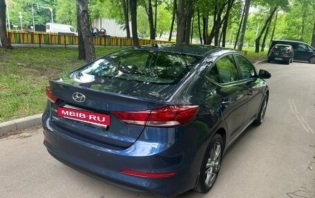 Hyundai Elantra VI рестайлинг, 2018 год, 1 620 000 рублей, 6 фотография