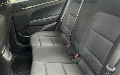 Hyundai Elantra VI рестайлинг, 2018 год, 1 620 000 рублей, 16 фотография