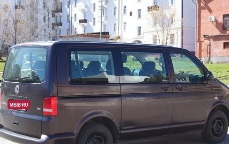 Volkswagen Caravelle T5, 2014 год, 1 600 000 рублей, 15 фотография