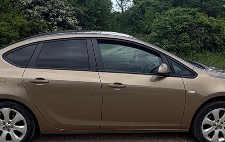 Opel Astra J, 2013 год, 850 000 рублей, 5 фотография
