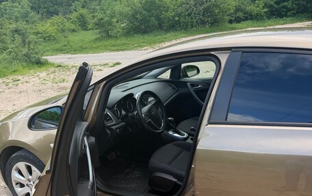 Opel Astra J, 2013 год, 850 000 рублей, 4 фотография